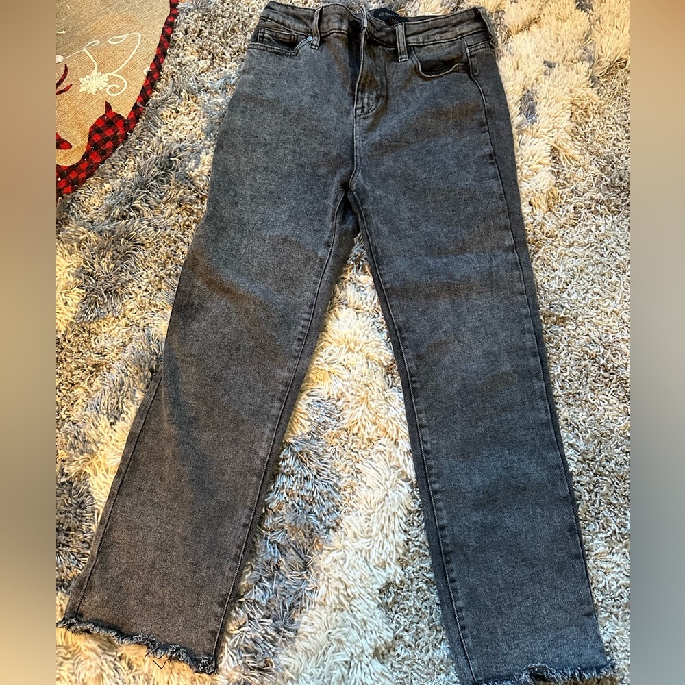 Kendall & Kylie Size 7/28 Hi Rise Straight Distressed Black Jeans
